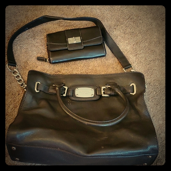 Michael Kors purse - Picture 1 of 4